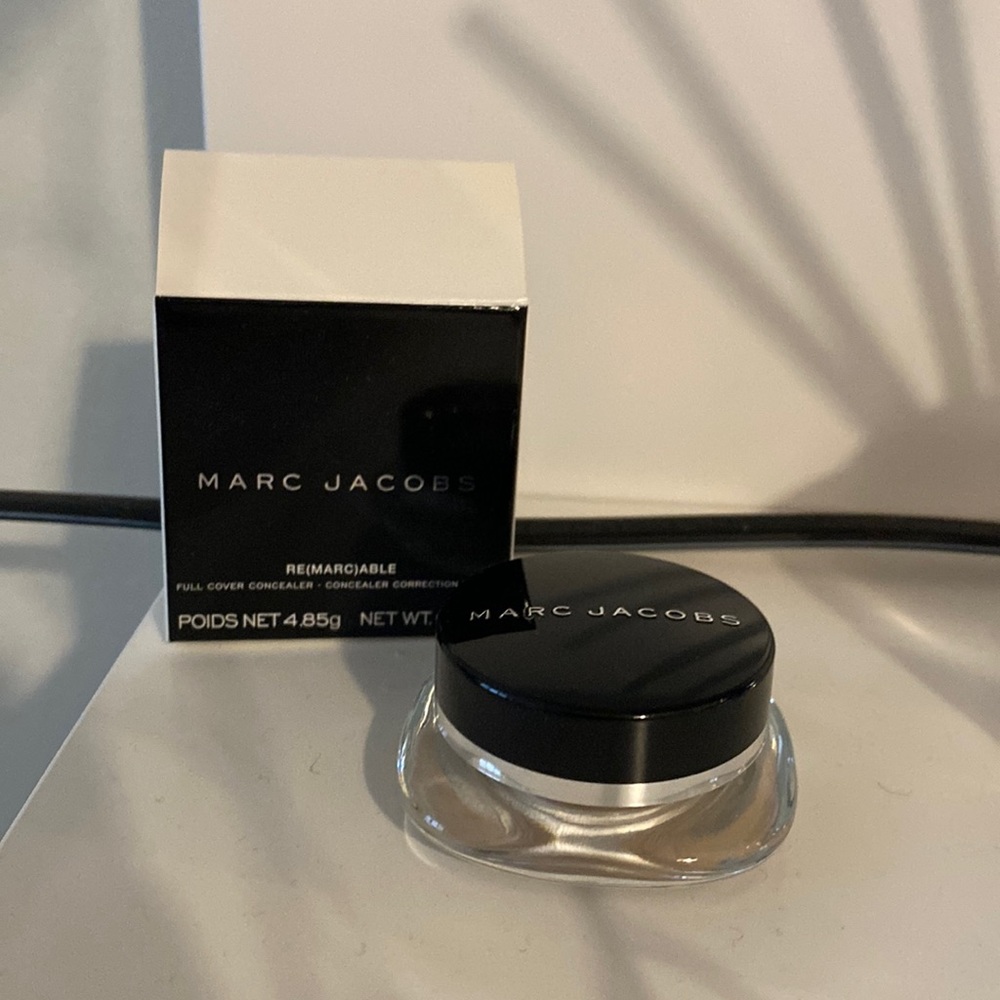 Marc Jacobs remarcable concealer, shade #2 alive